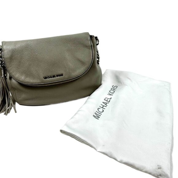 Michael Kors Bedford Pebbled Leather Shoulder/Crossbody Bag Gray with Tassel - Picture 15 of 16